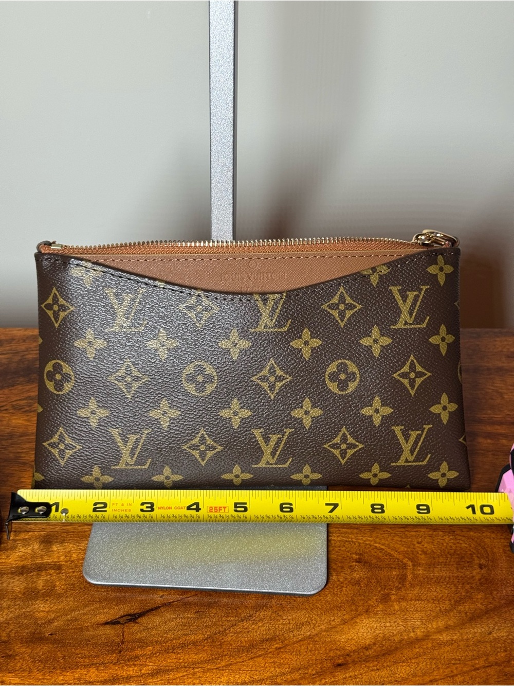 Canvas Brown Bag with Shoulder Strap/Crossboby Strap. No Brand.